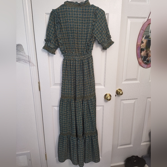 Max Studio Tiered Maxi Dress - Picture 2 of 5